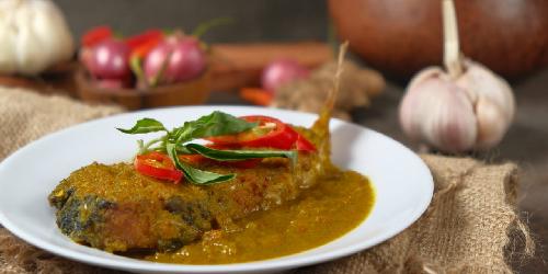 Warung Kumpul: Santapan Hangat di Tengah Hidup Cilacap